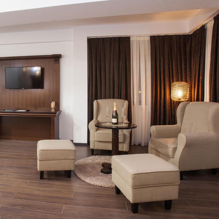 Sky Hotel