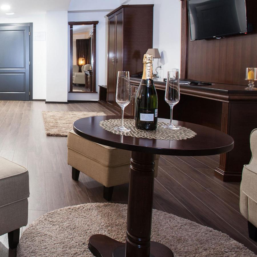 Hotel Sky