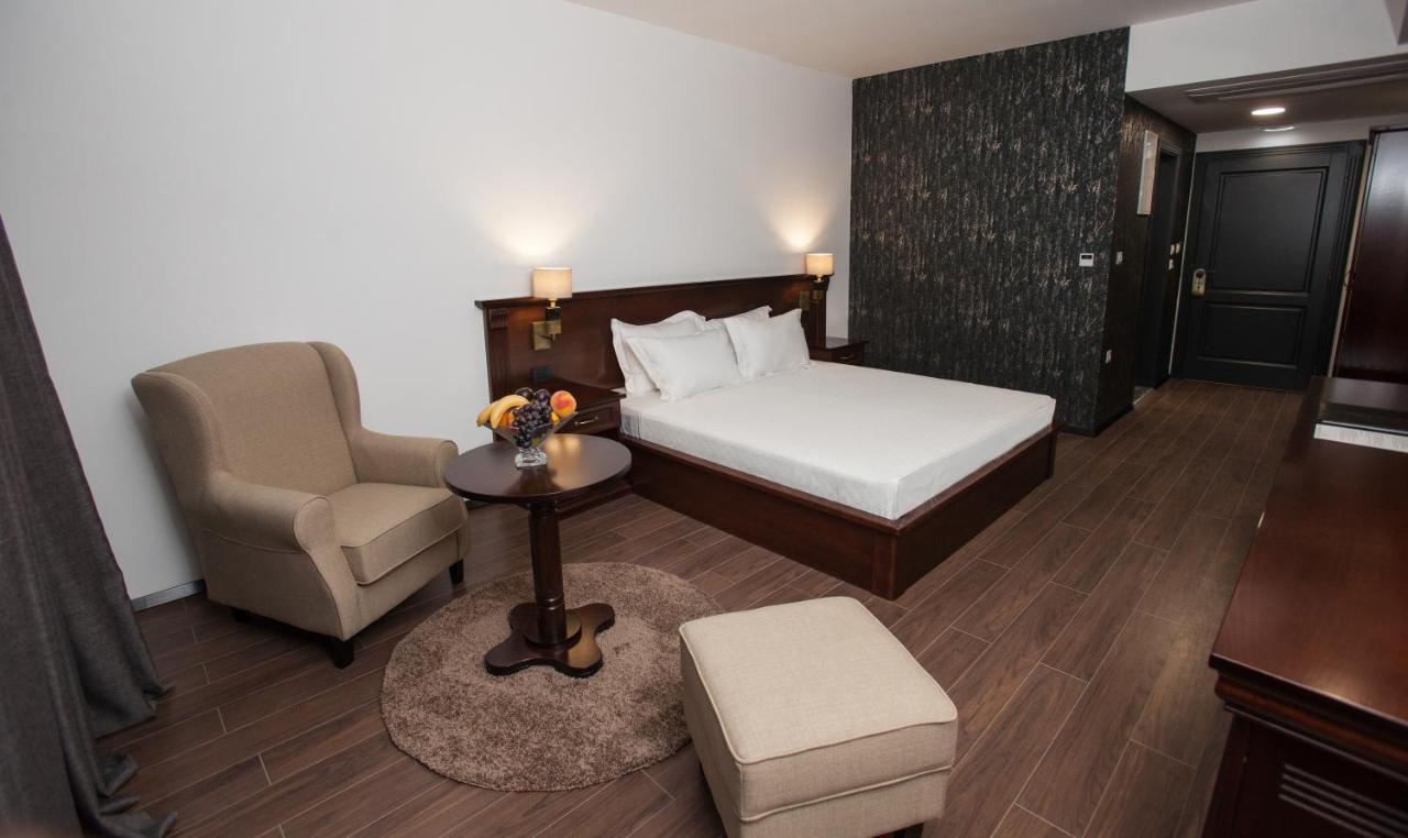 Hotel Sky 5*